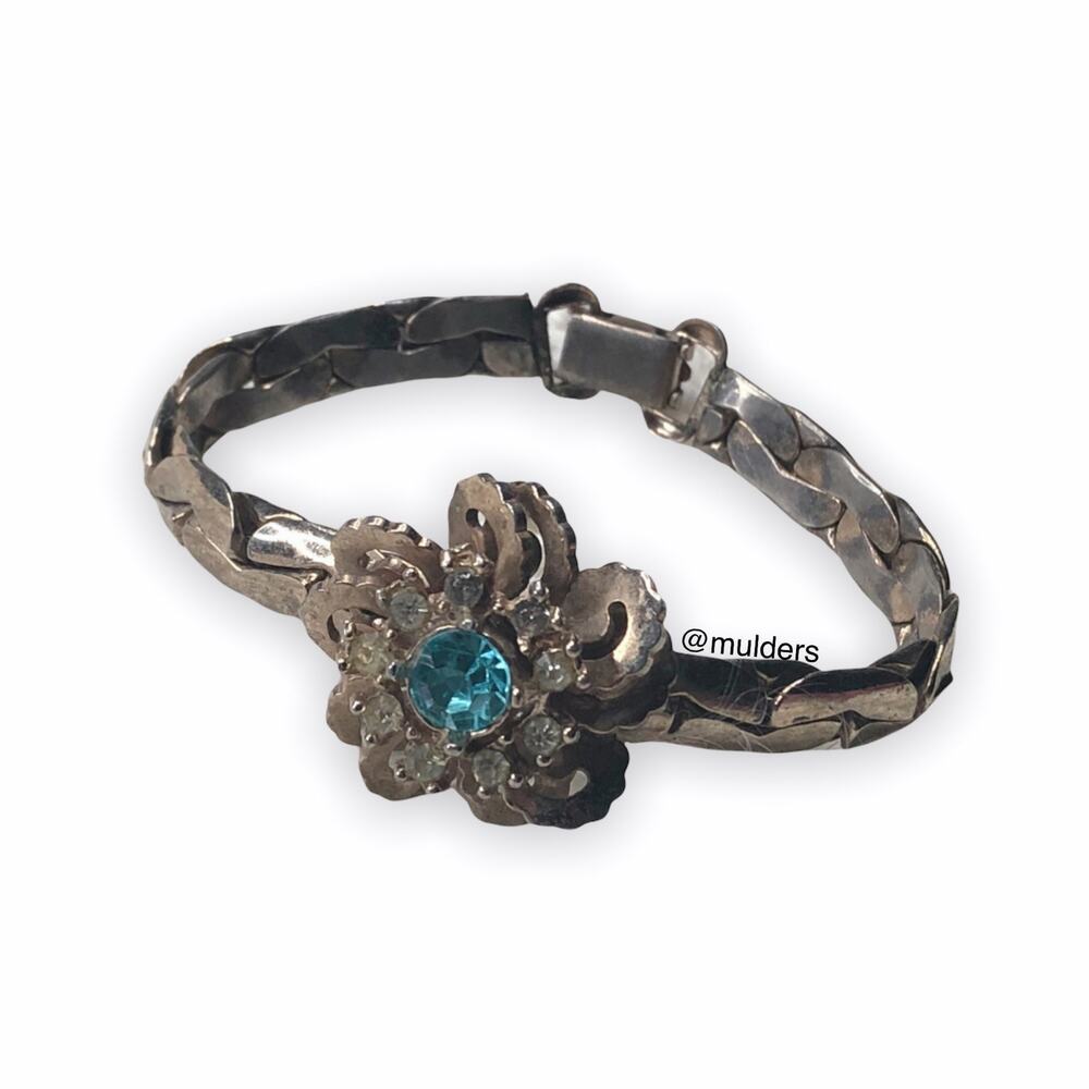 Vintage Jewelry Silver Tone & Floral Blue Rhinestone 3D Bracelet
